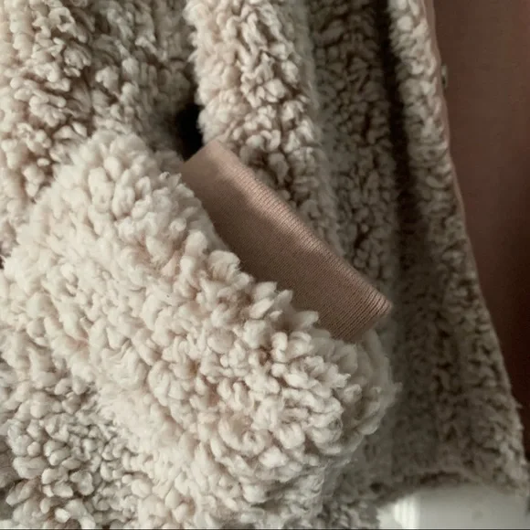 Pale Mauve Teddy Jacket - Picture 3 of 6